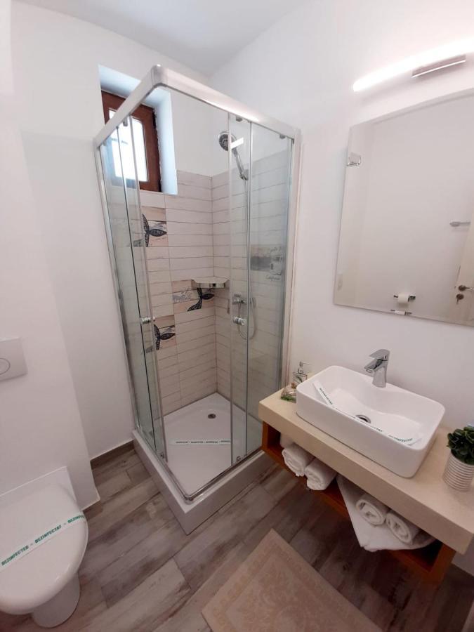 Adriano Pe Plaja Belona Hotel Западен Ефорие Екстериор снимка